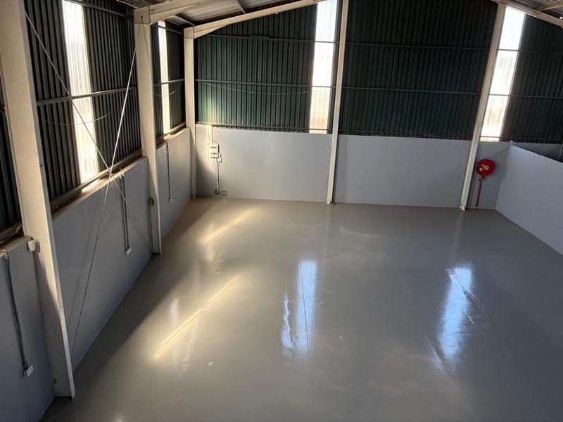 To Let Commercial Property for Rent in Cotswold Eastern Cape